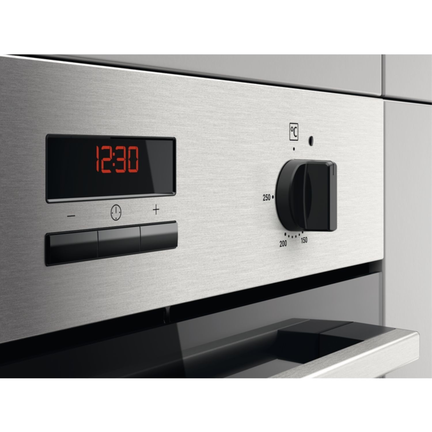 Zanussi Series 20 Electric Single Oven - Stainless Steel - Image 4