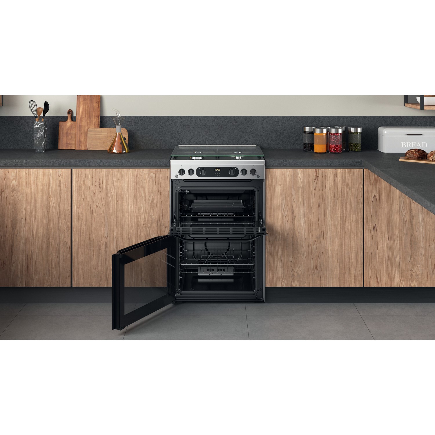Hotpoint 60cm Gas Cooker with Lid - Stainless Steel - Image 8