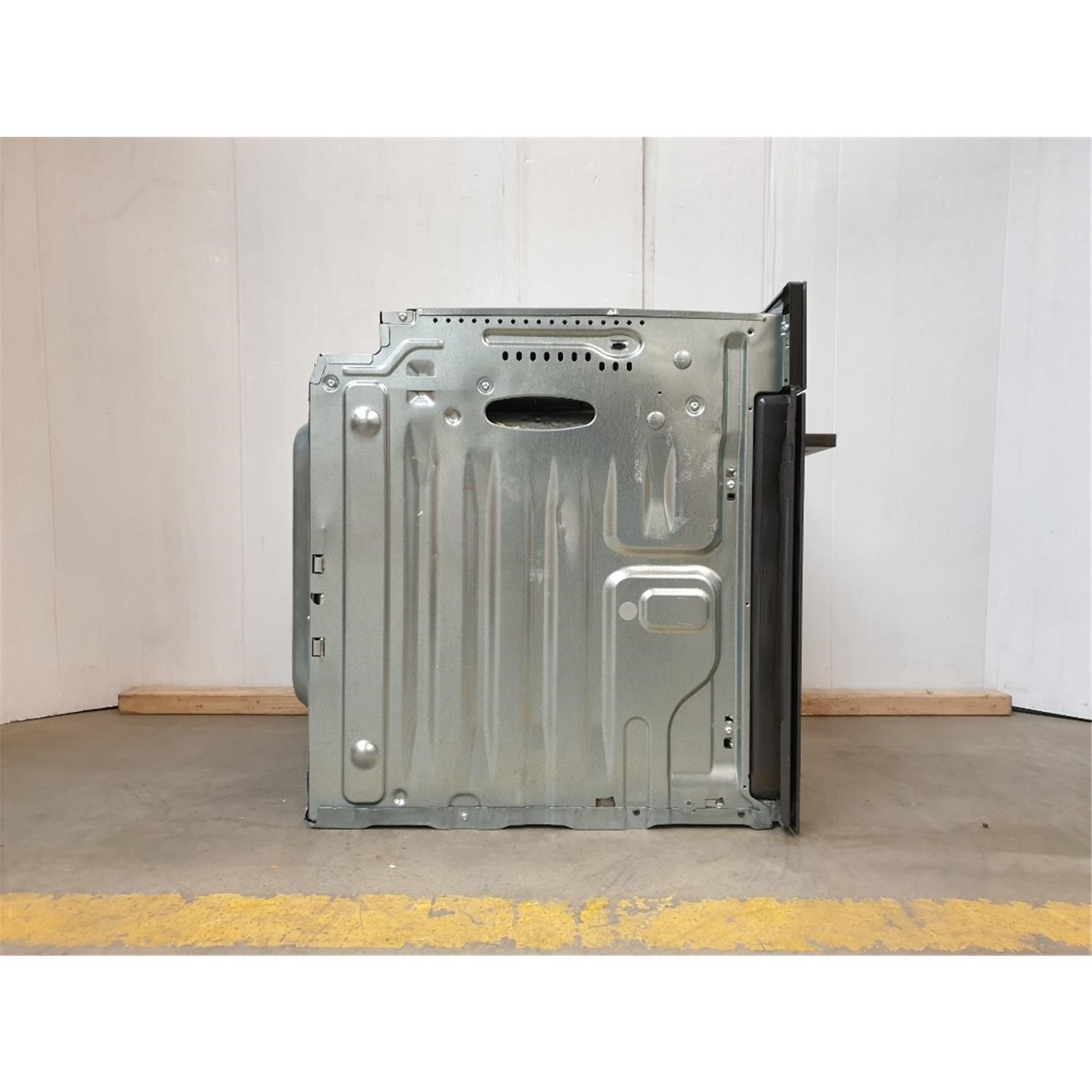 Refurbished AEG 7000 BSK978330B 60cm Single Built In Electric Oven Black - Image 6