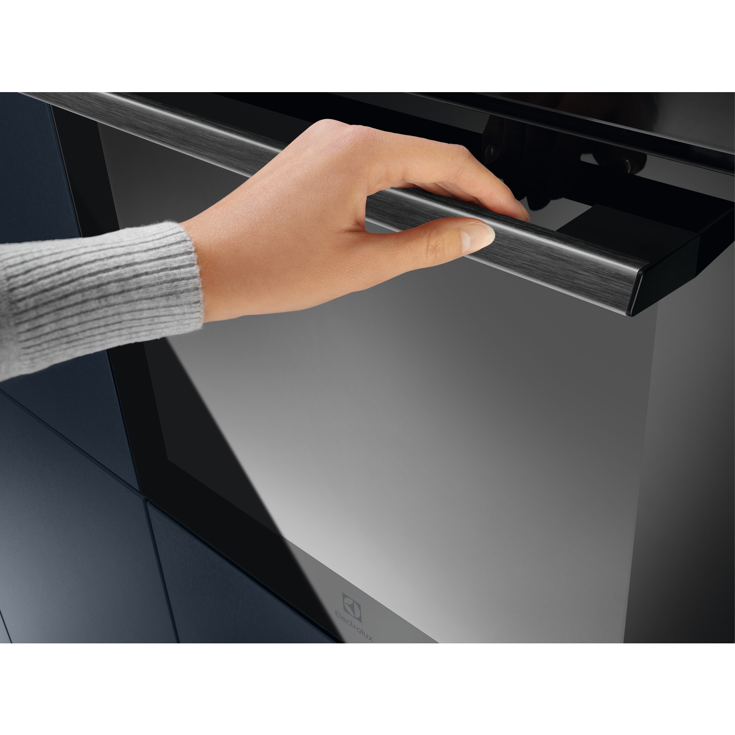 AEG 3000 Series Electric Single Oven - Black - Image 5