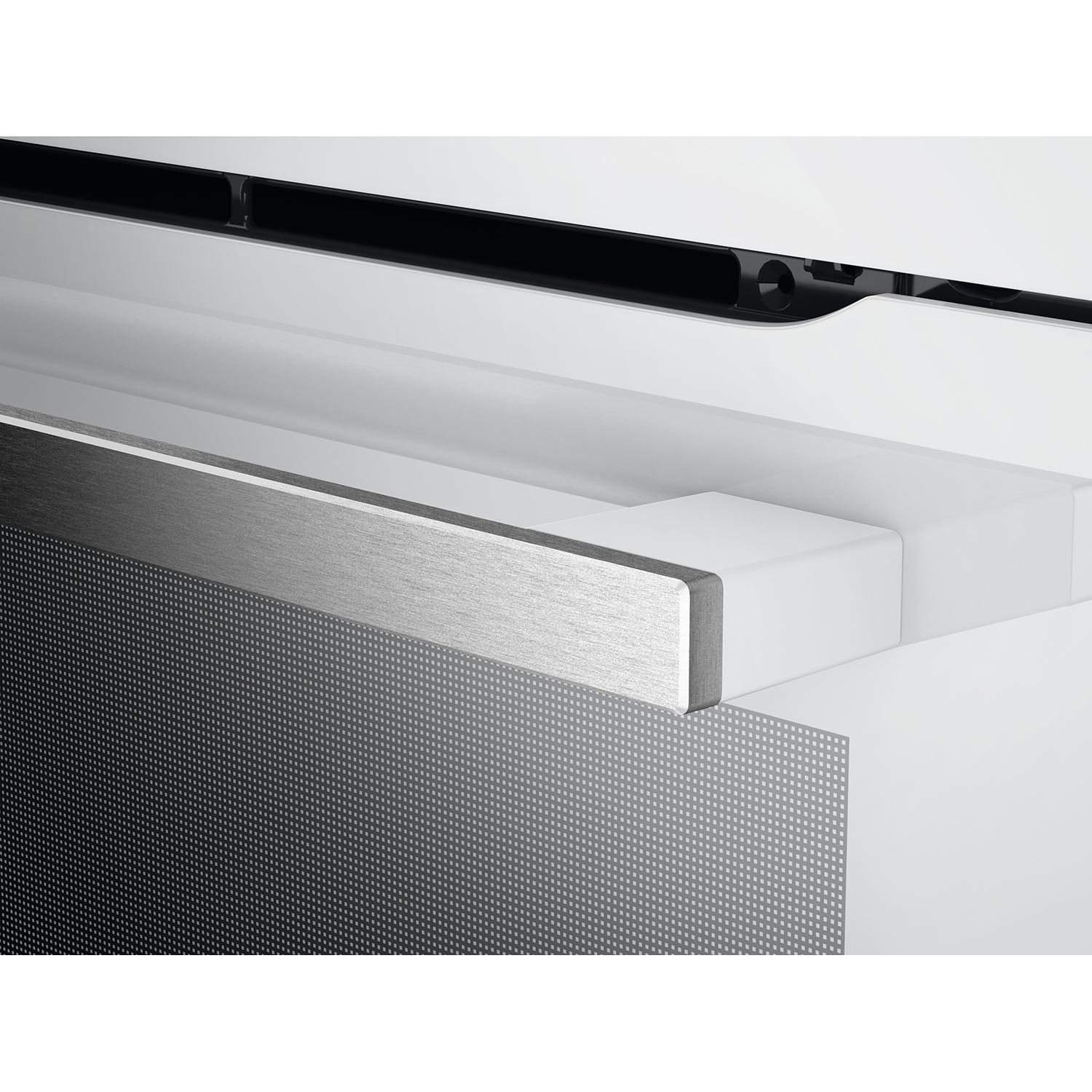 AEG 6000 Series SteamBake Pyrolytic Self-Cleaning Digital Electric Single Oven - White - Image 3