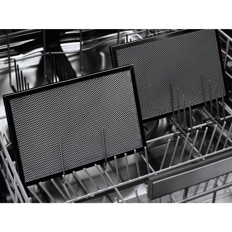 AEG 8000 Series 83cm 4 Zone Venting Induction Hob - Recirculation Only - Image 8