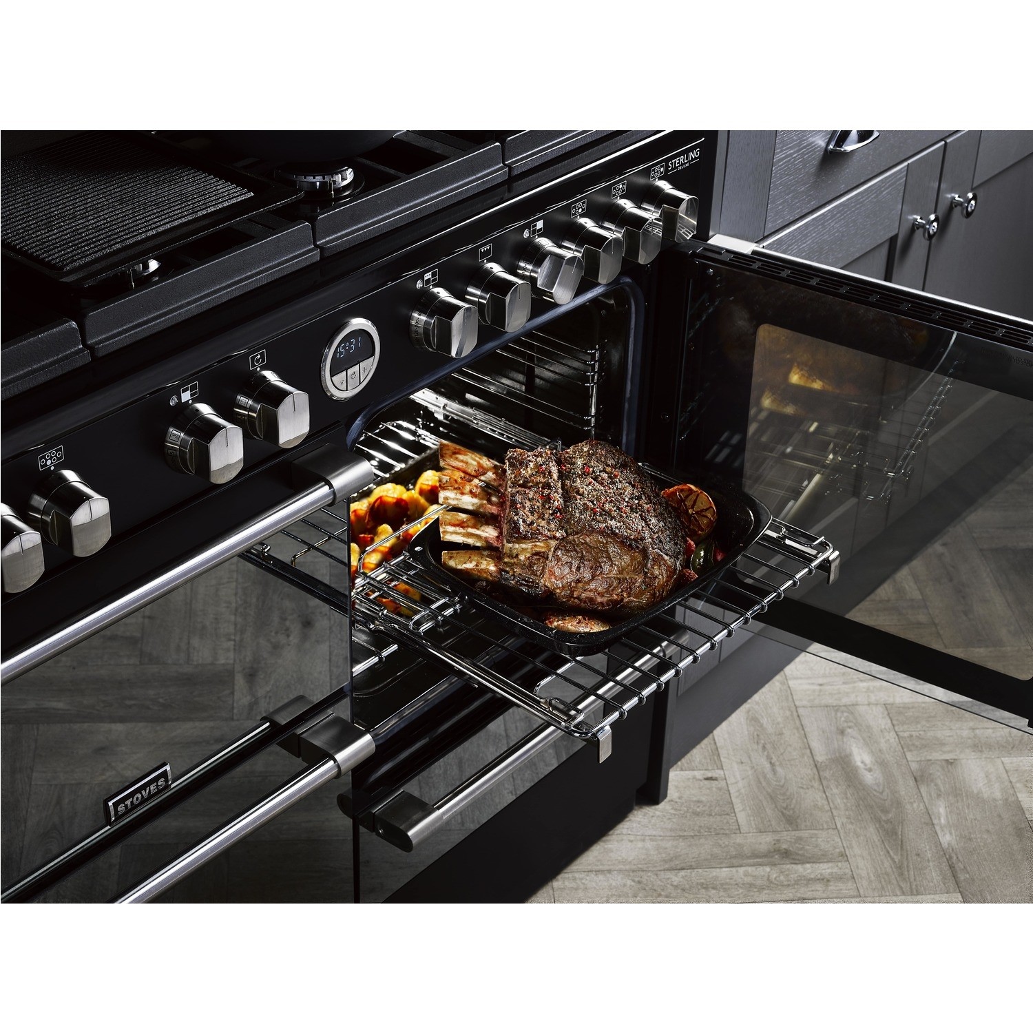 Refurbished Stoves Sterling S1100DF 110cm Dual Fuel Range Cooker Black - Image 4