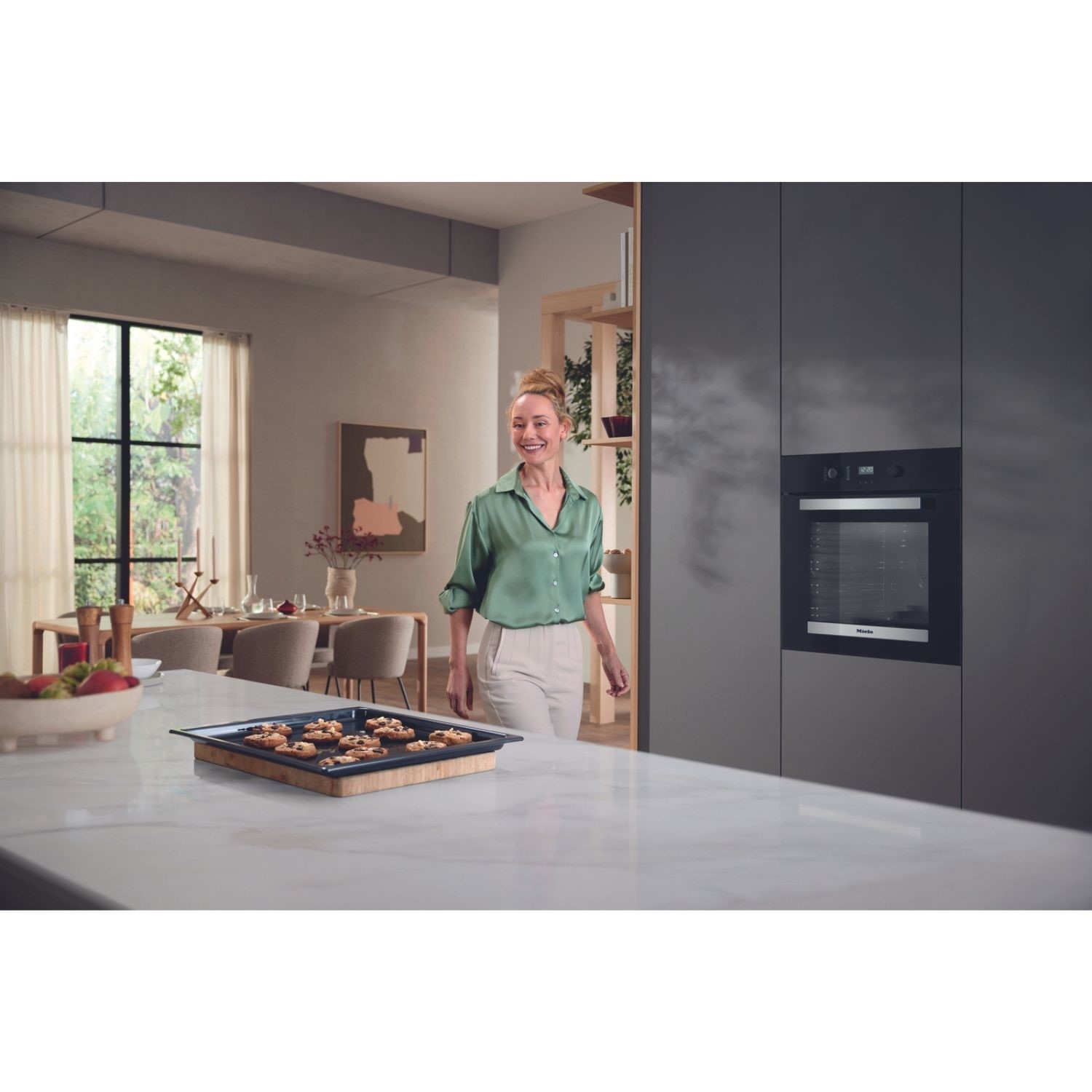 AEG 8000 Series MealAssist Built-In Combination Microwave Oven - Black - Image 3