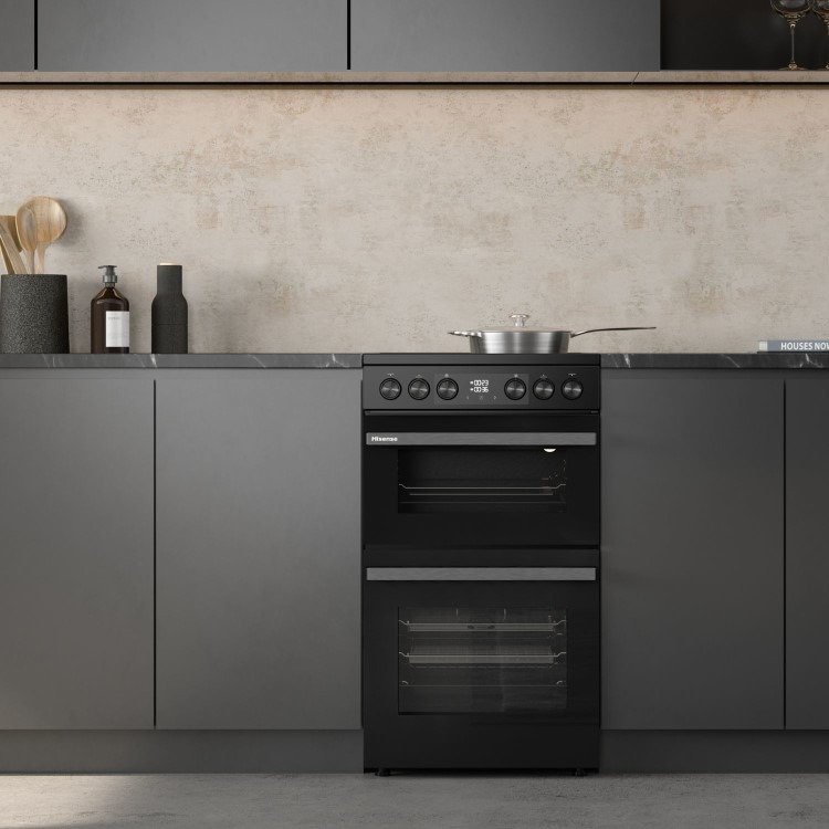 Hisense 50cm Electric Cooker with Air Fry - Black - Image 3