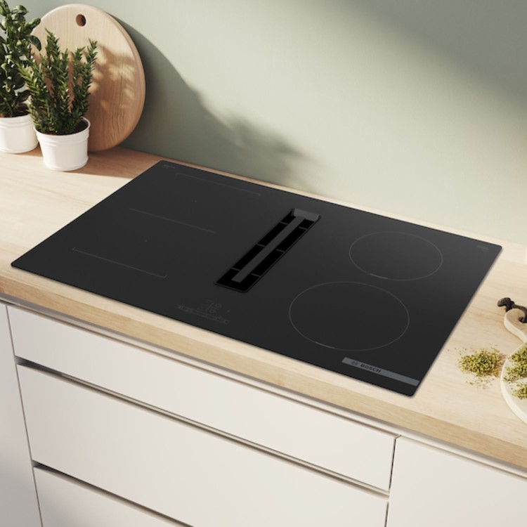 Bosch Series 4 80cm 4 Zone Venting Induction Hob with Combi Zone - Black - Image 4
