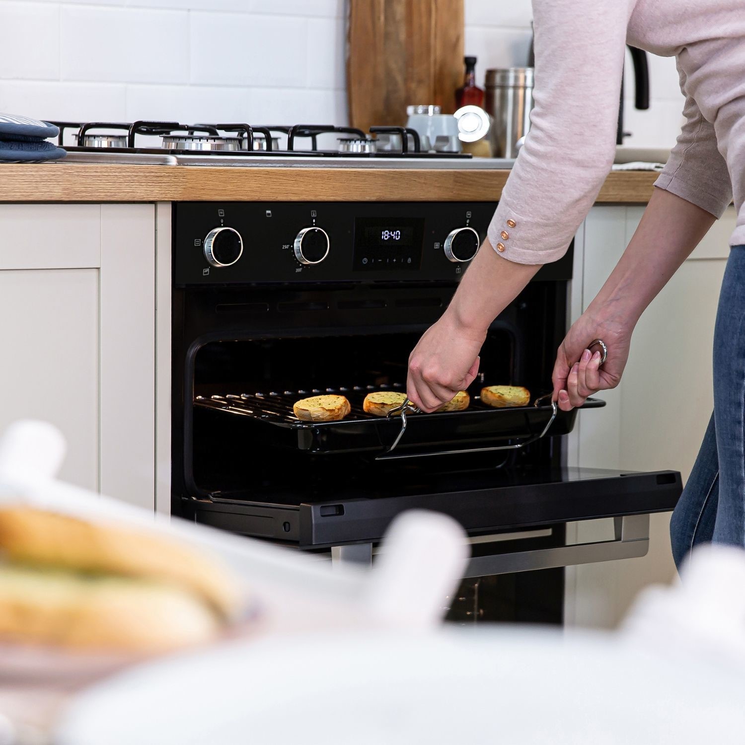 Russell Hobbs Built-In Electric Double Oven - Black - Image 5