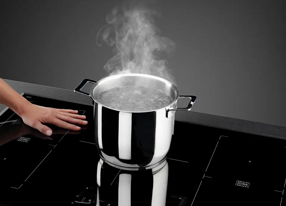 Smeg Victoria 110cm Electric Cooker - Black - Image 2