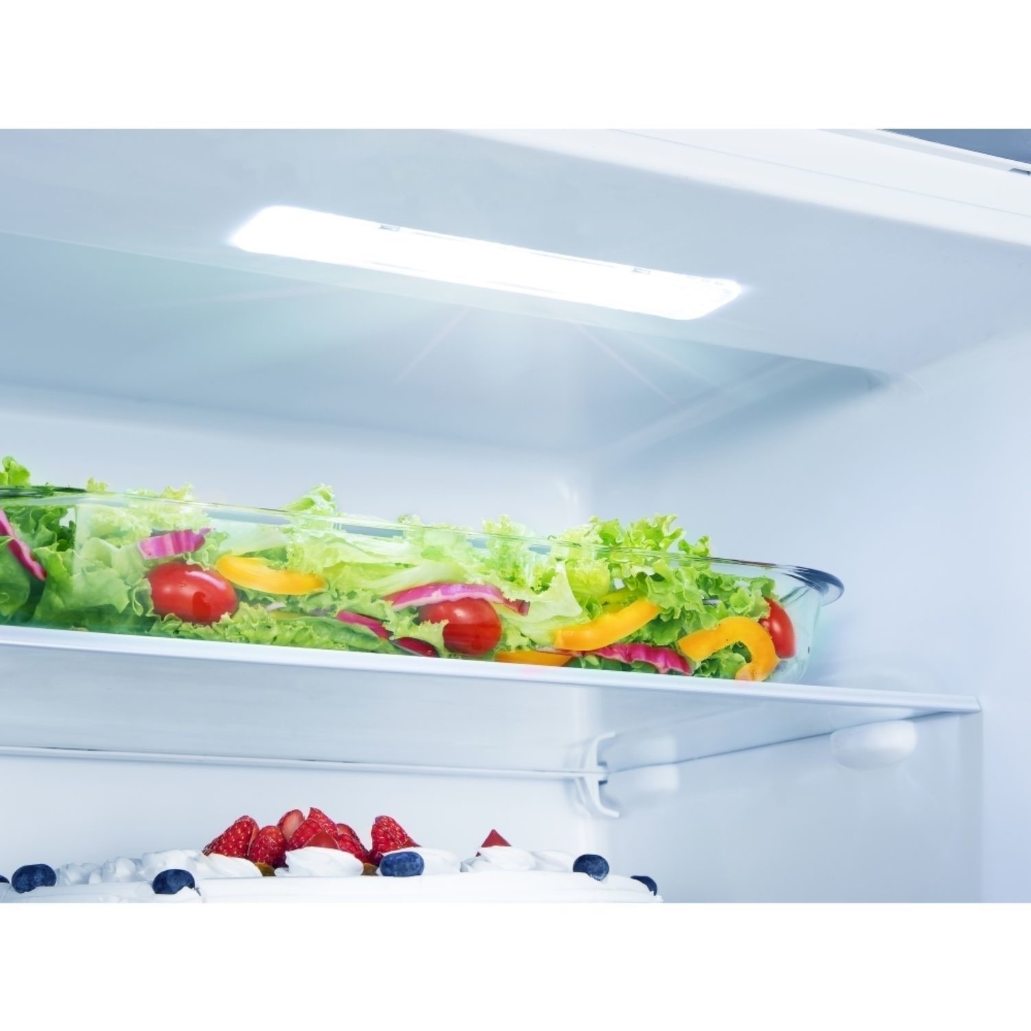 Fridgemaster 233 Litre 50/50 Integrated Fridge Freezer - Image 6