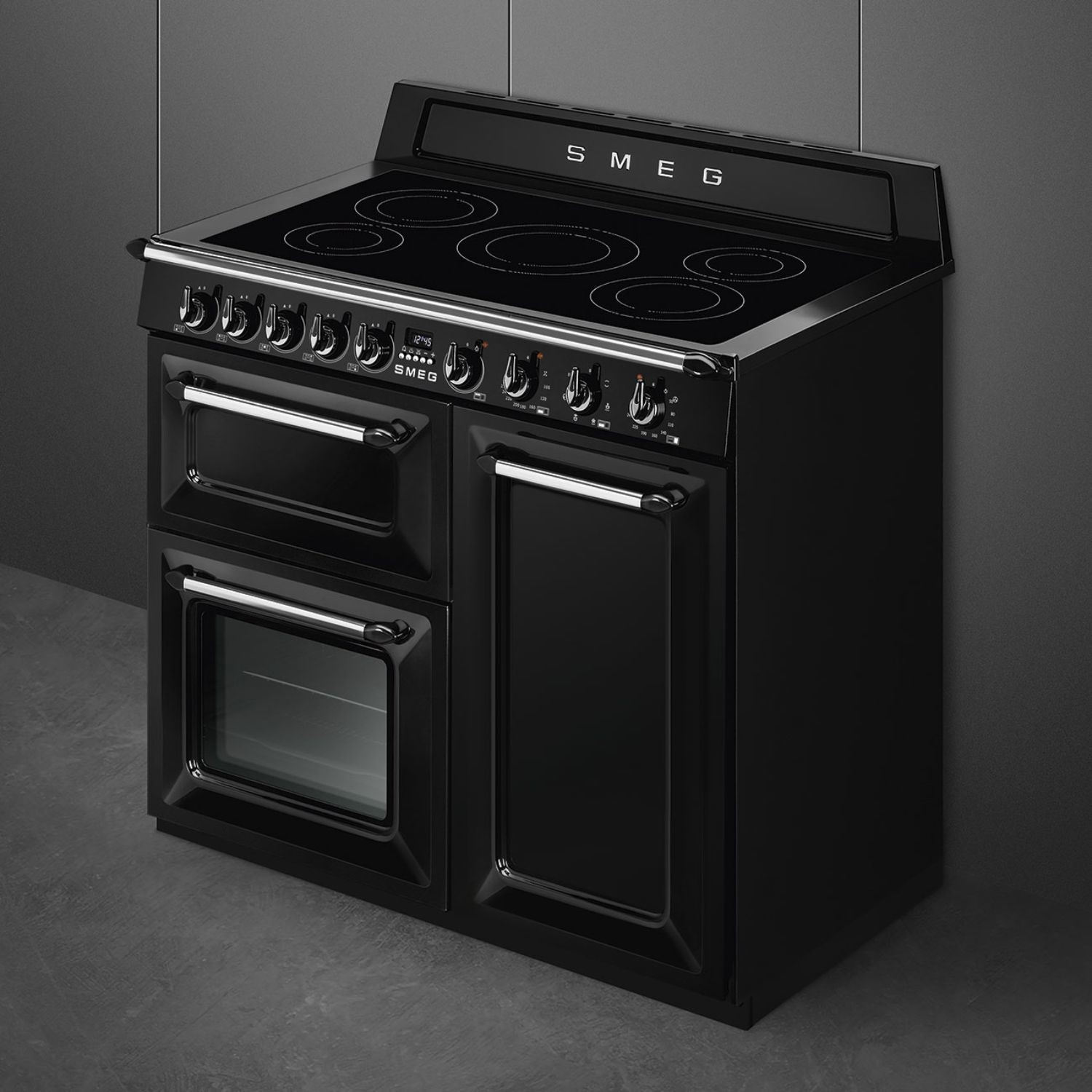 Smeg Victoria 100cm Electric Range Cooker - Black - Image 2