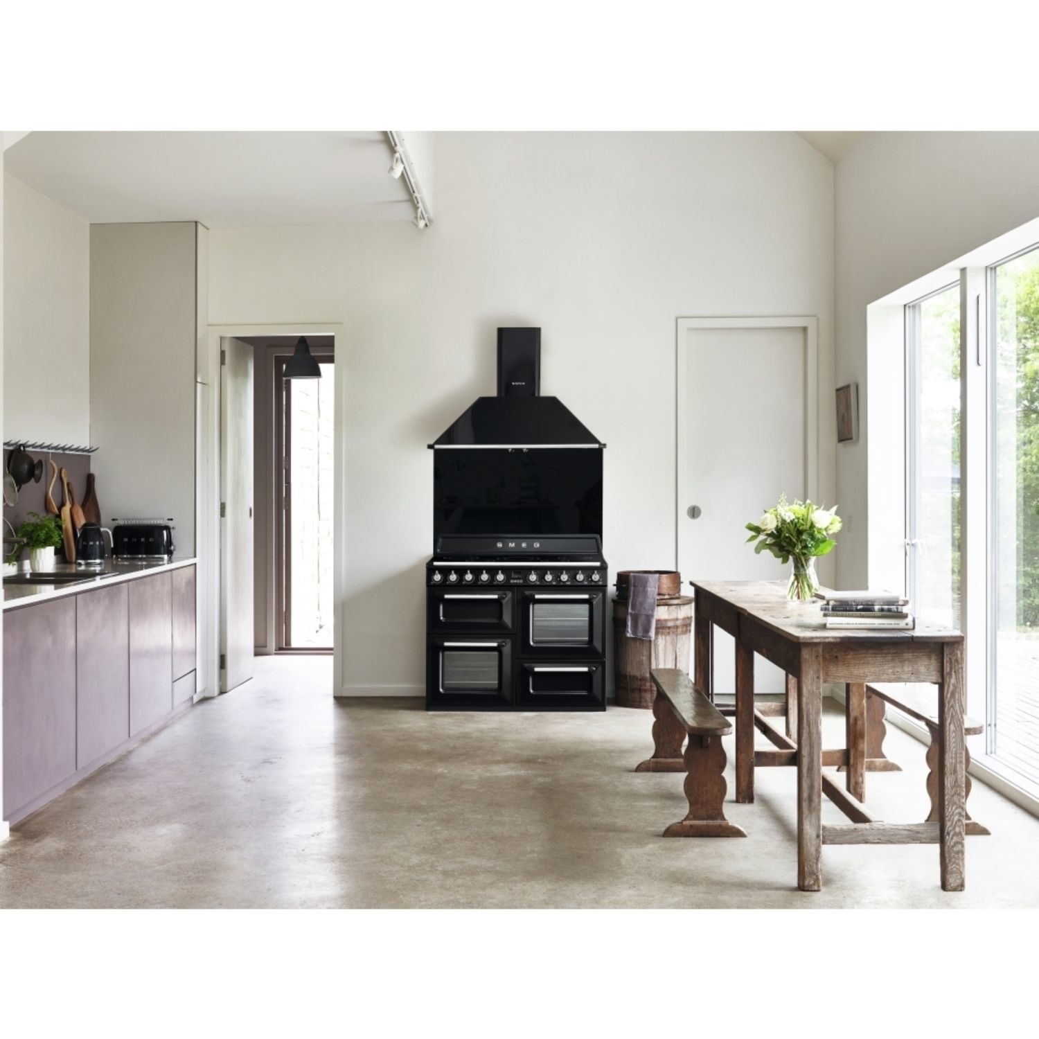 Smeg Victoria 110cm Electric Cooker - Black - Image 3