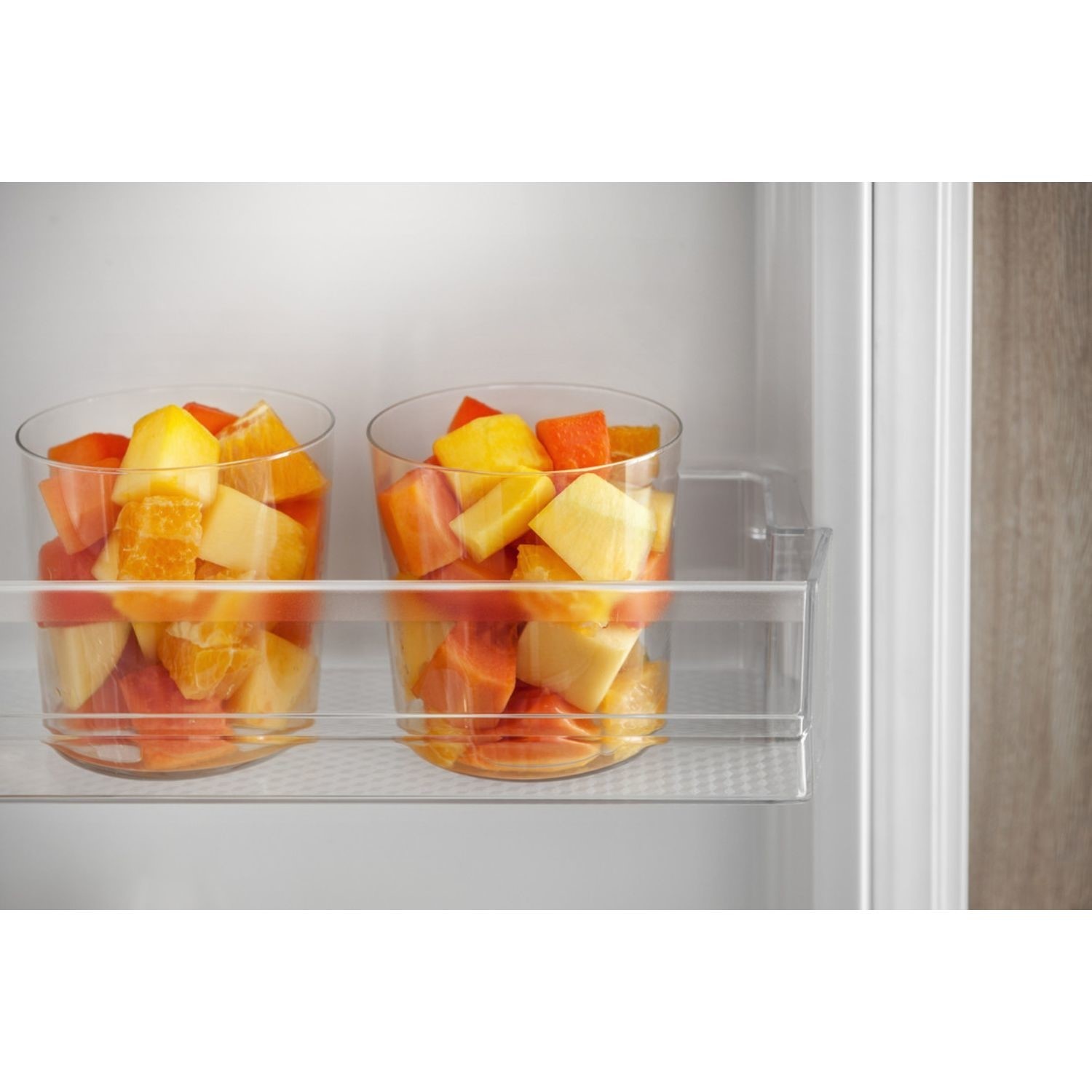 Refurbished Hotpoint HSZ18012UK Integrated 262 Litre In-column Upright Fridge White - Image 5