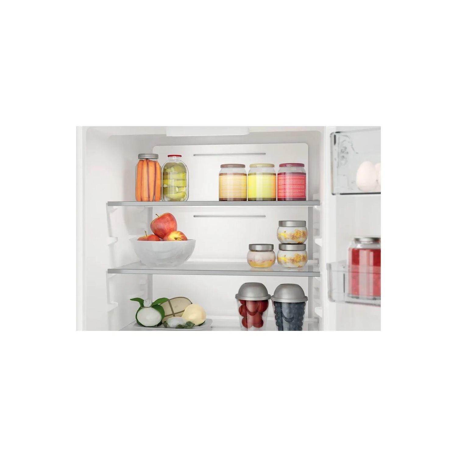 Hotpoint 250 Litre 70/30 Integrated Fridge Freezer - Image 6