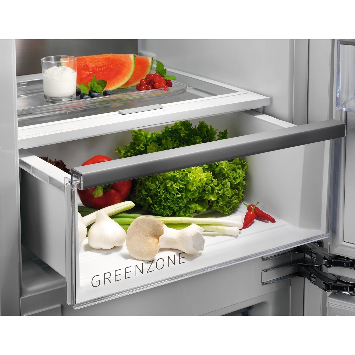 Refurbished AEG 8000 Series SCE818E8MF Integrated 244 Litre 70/30 Frost Free Fridge Freezer White - Image 6