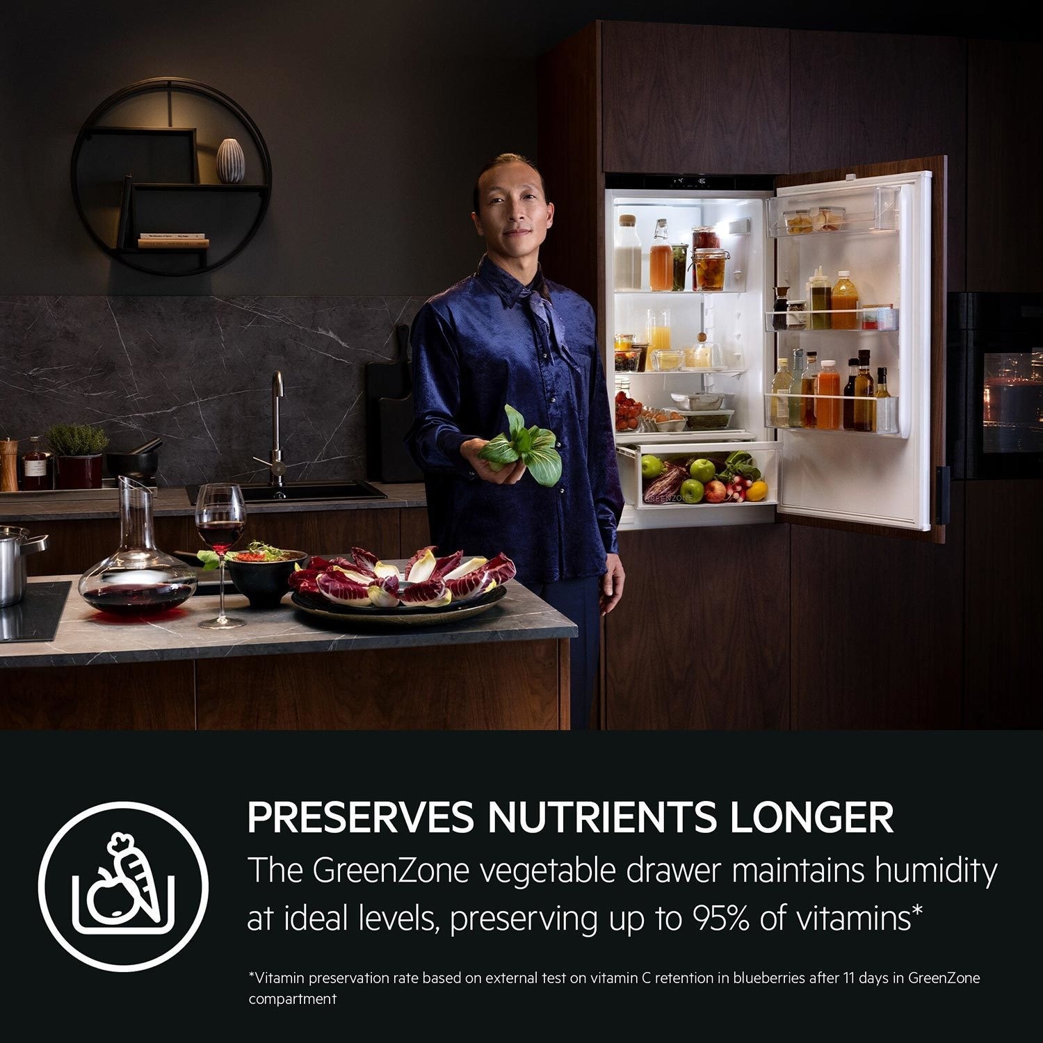 Refurbished AEG 8000 Series SCE818E8MF Integrated 244 Litre 70/30 Frost Free Fridge Freezer White - Image 8