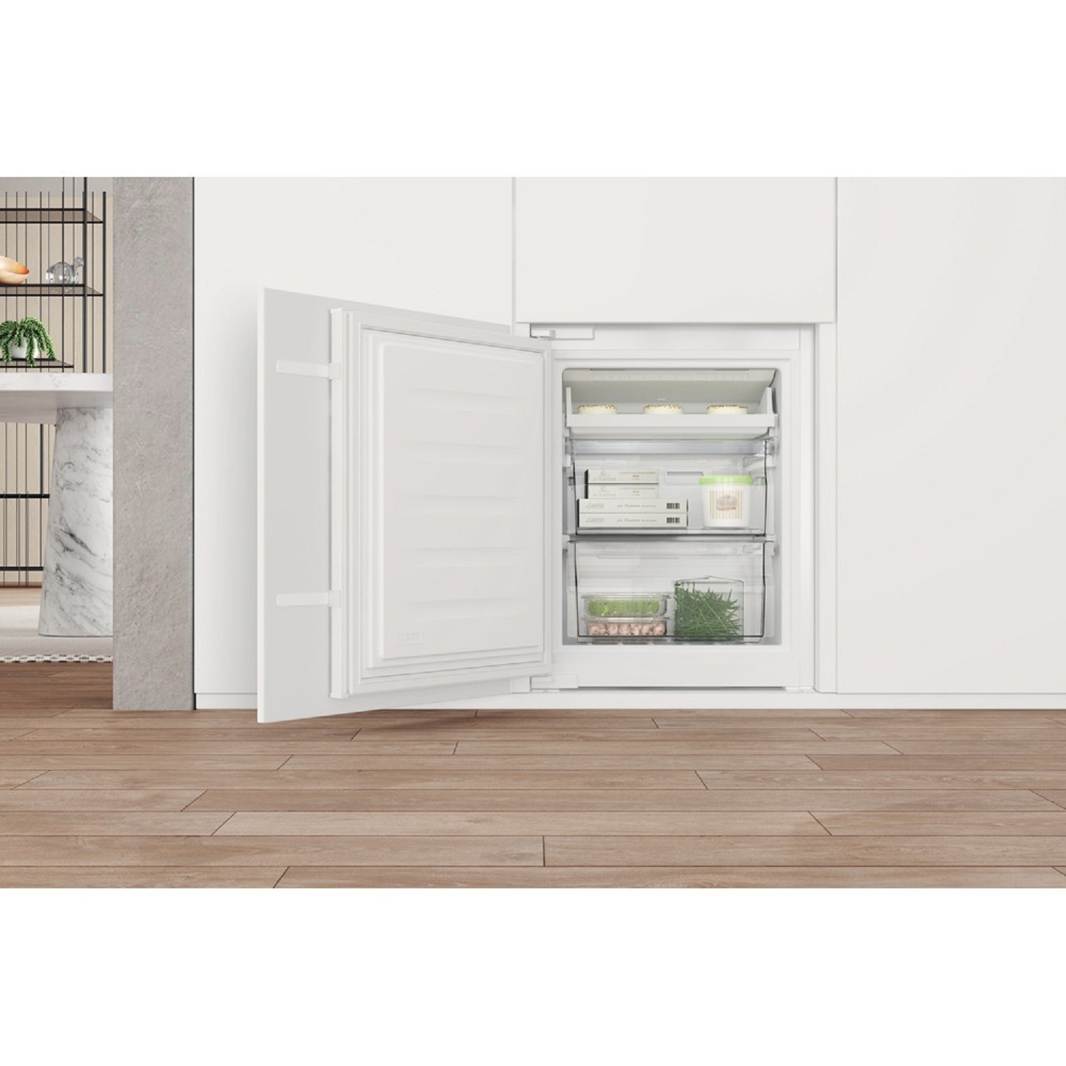 Whirlpool 250 Litre 70/30 Integrated Fridge Freezer - Image 6