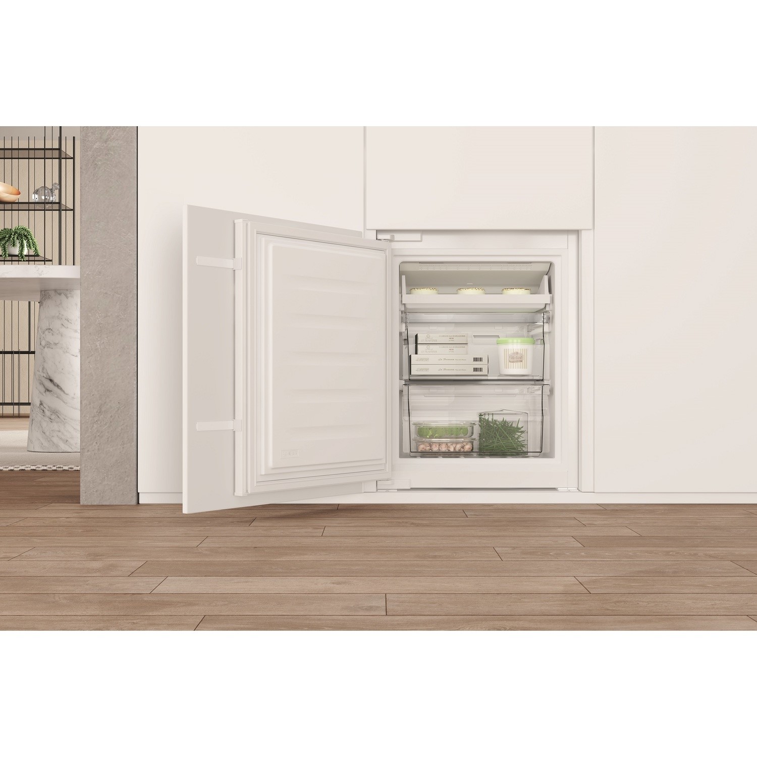 Whirlpool 280 Litre 70/30 Integrated Fridge Freezer - White - Image 8