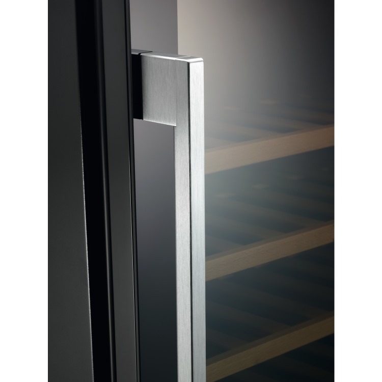 AEG 5000 Series 52 Bottle Capacity Single Zone Built-in Wine Cooler - Black - Image 2