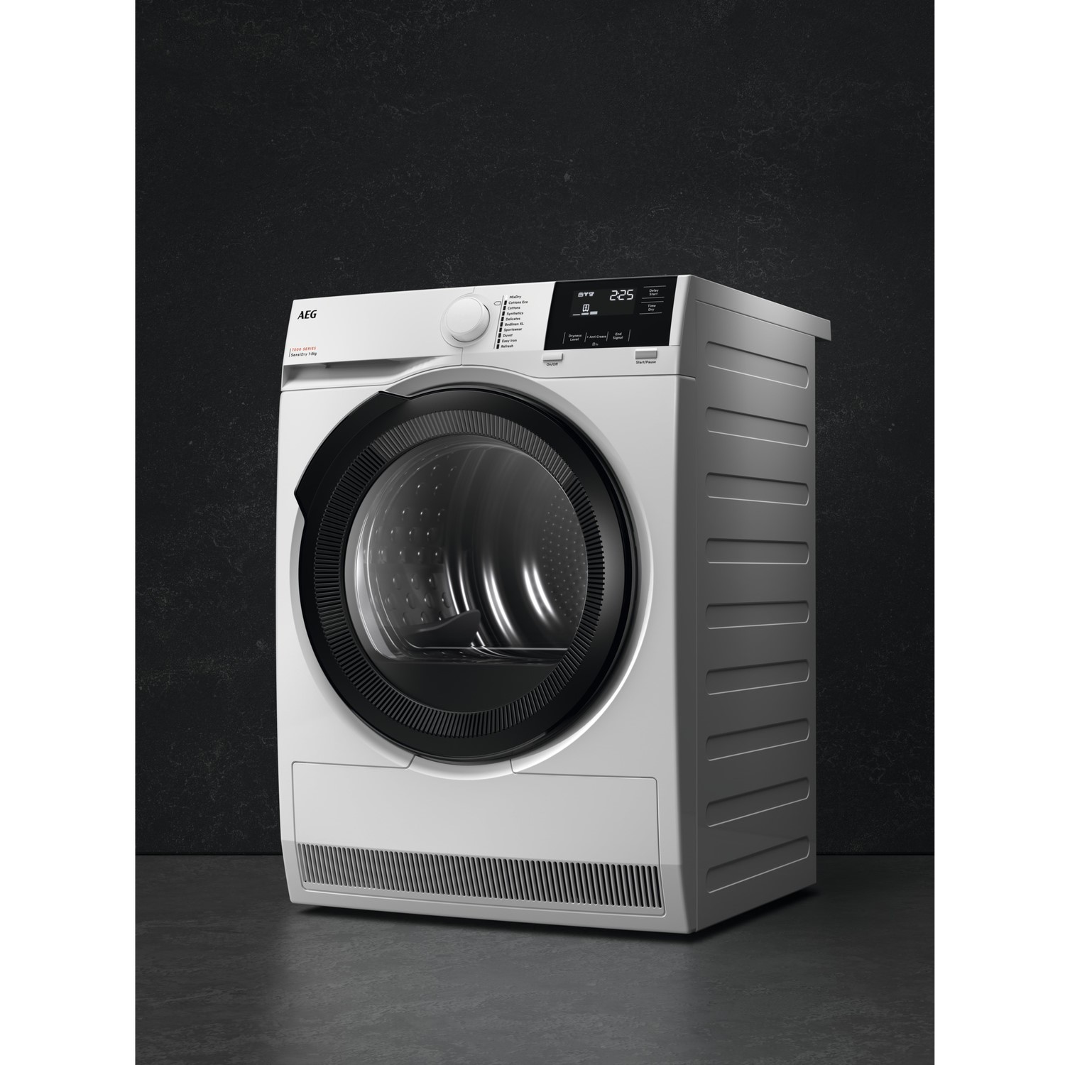 AEG 7000 Series SensiDry® 8kg Heat Pump Tumble Dryer - White - Image 2