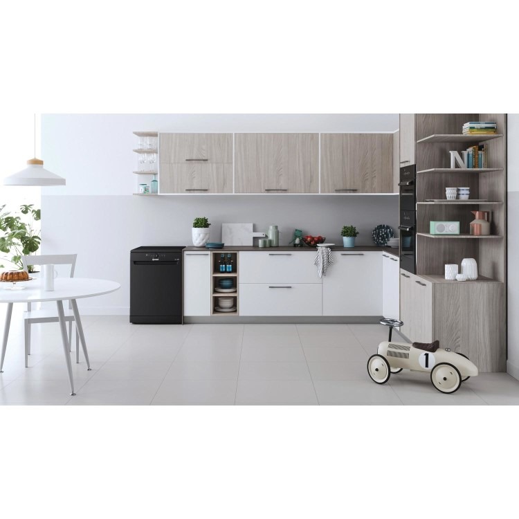 Indesit Fast&Clean Freestanding Dishwasher - Push&Go Black - Image 2