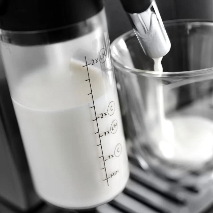 Delonghi Magnifica Evo Automatic Bean to Cup Coffee Machine with Milk Frother - Titanium & Black - Image 2