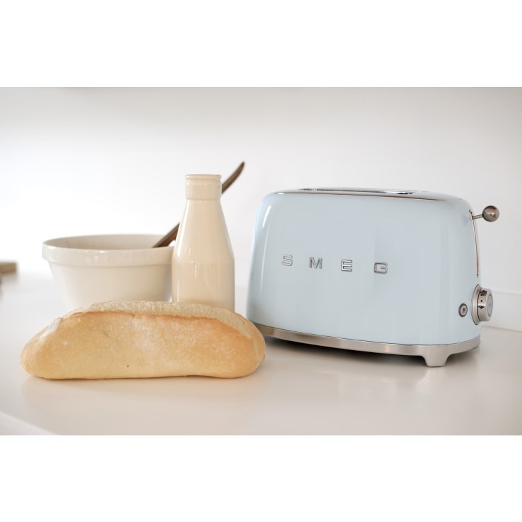 Smeg TSF01PBUK Pastel Blue Retro Style 2 Slice Toaster - Image 7