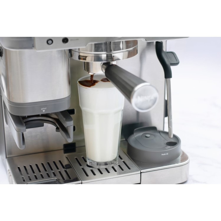 Ninja Luxe Cafe Premier Manual Espresso Freestanding Coffee Machine with Milk Frother - Black & Silver - Image 9