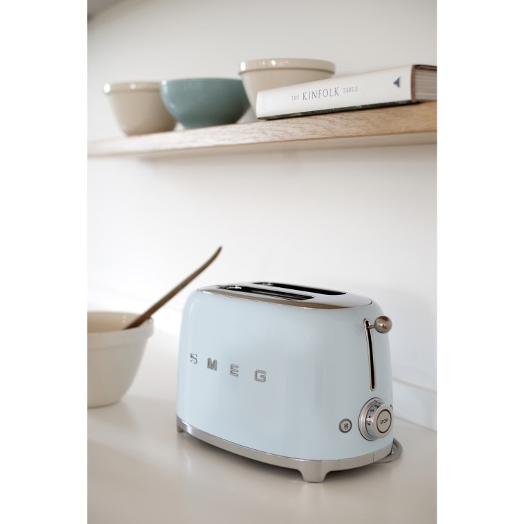 Smeg TSF01PBUK Pastel Blue Retro Style 2 Slice Toaster - Image 8
