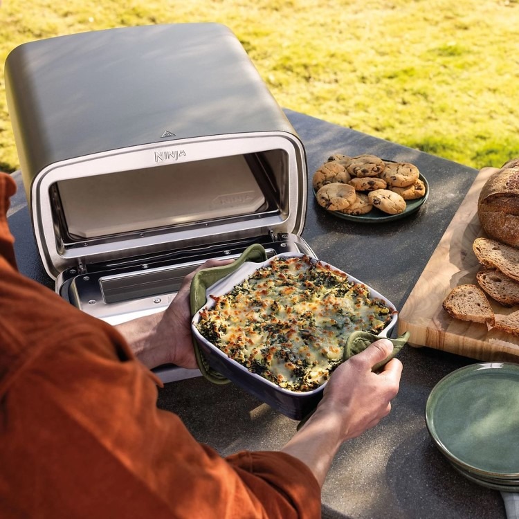 Ninja MO201UK Electric Outdoor Pizza Oven & Air Fryer - Image 9